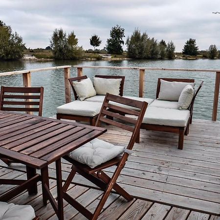 Cabane Flottante Millenium Varanges Zewnętrze zdjęcie